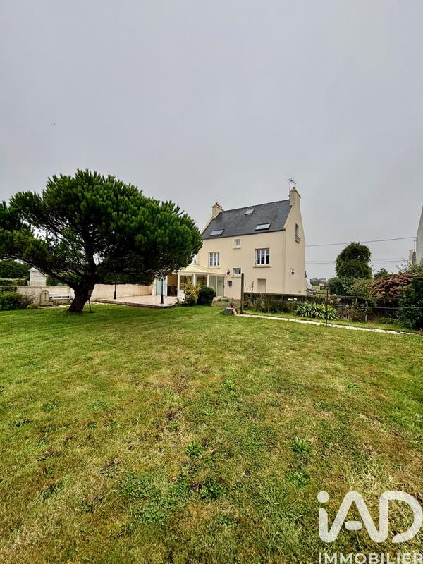 Maison - 174 m² - 8 pièces