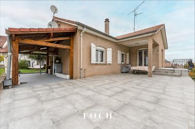 Maison - 97 m² - 4 pièces