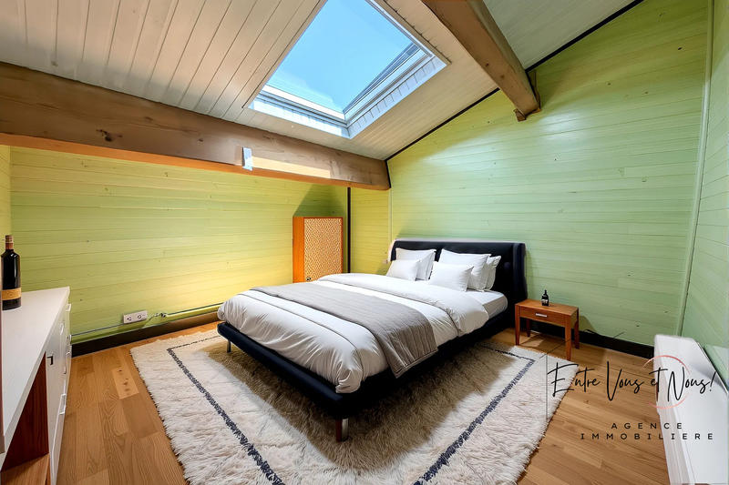 Maison ancienne - 245 m² - 9 pièces