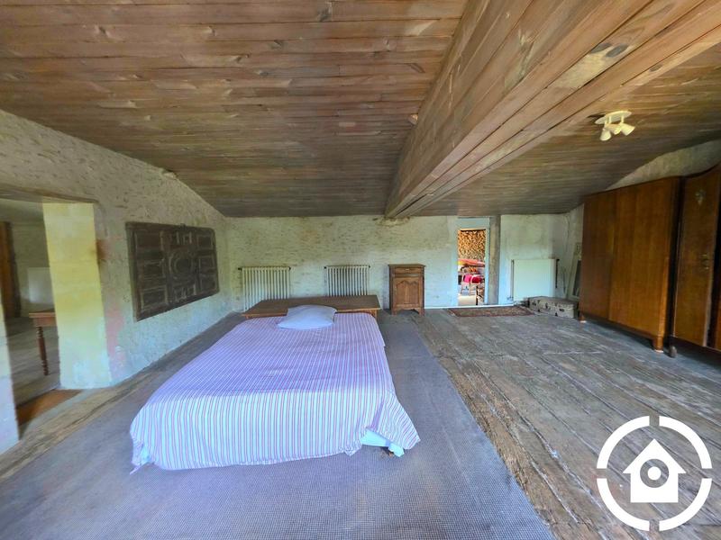 Maison - 292 m² - 8 pièces