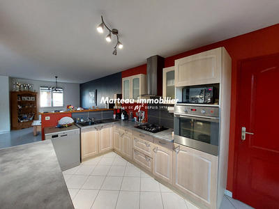 Maison - 88 m² - 5 pièces