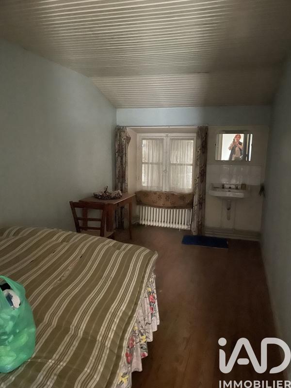 Maison - 209 m² - 7 pièces