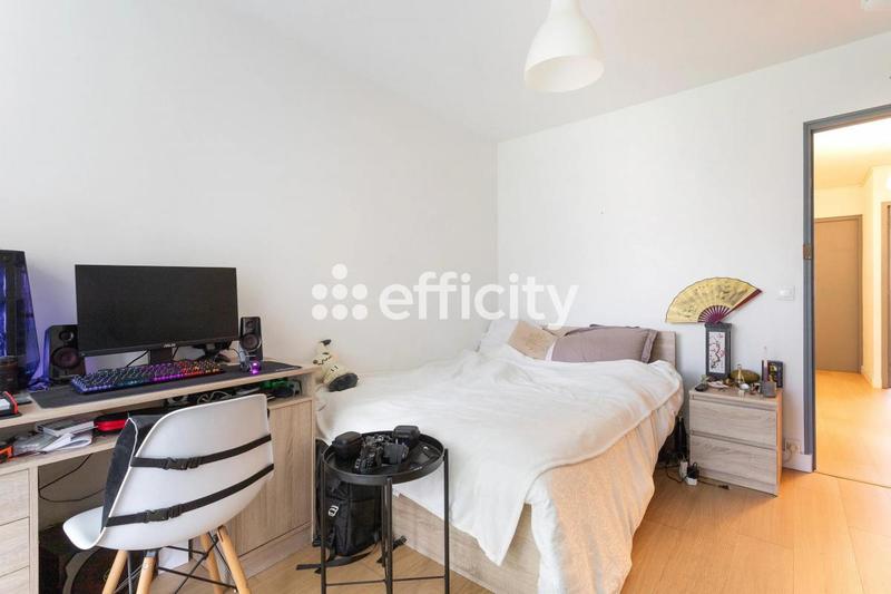 Appartement - 120 m² - 5 pièces