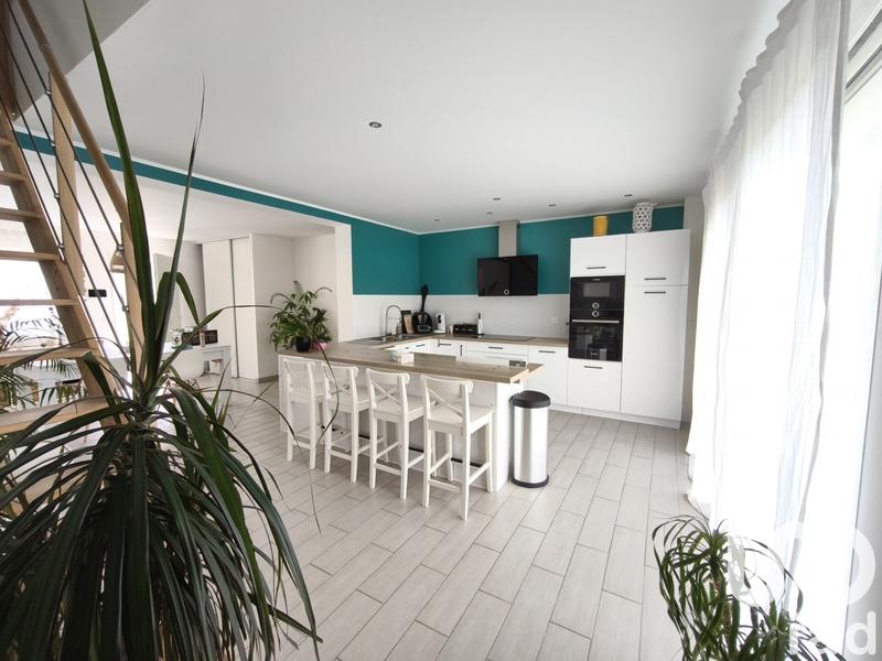 Maison - 147 m² - 6 pièces