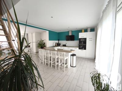 Maison - 147 m² - 6 pièces