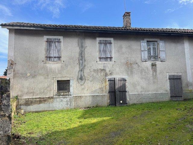 Maison de village - 70 m² - 3 pièces