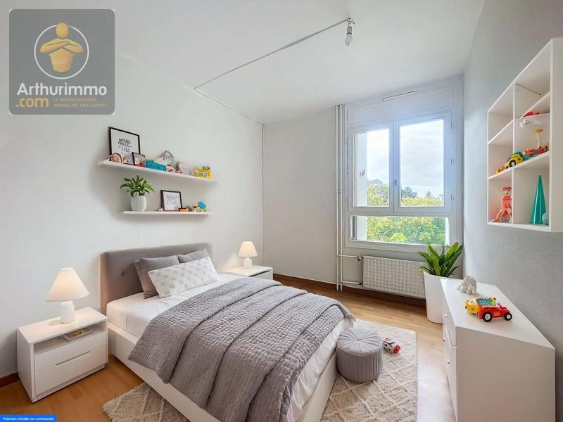 Appartement - 93 m² - 5 pièces