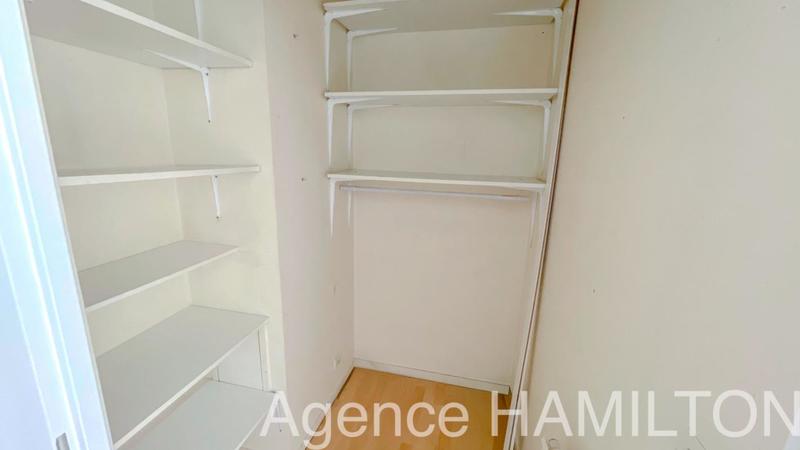 Appartement - 79 m² - 4 pièces