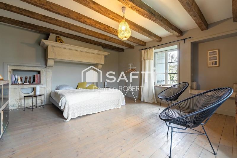 Maison - 350 m² - 8 pièces