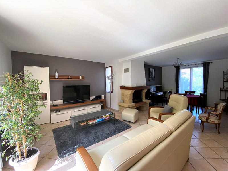 Maison - 136 m² - 6 pièces