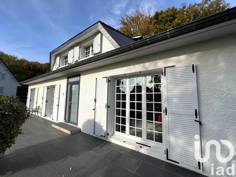 Maison - 170 m² - 6 pièces