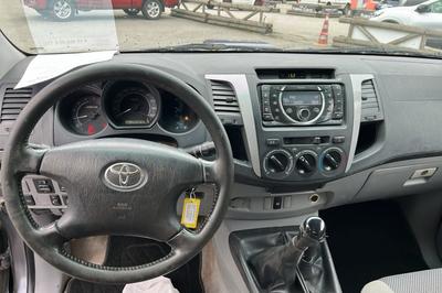 Toyota Hilux 2.4 d-4d 144 Legende Xtra