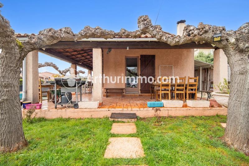 Maison - 90 m² - 3 pièces