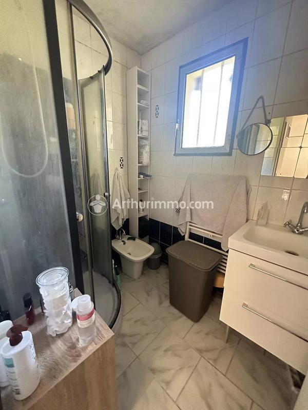 Maison - 64 m² - 4 pièces