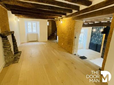 Maison - 168 m² - 8 pièces