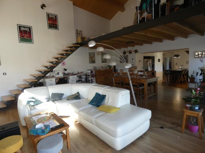 Maison - 200 m² - 8 pièces