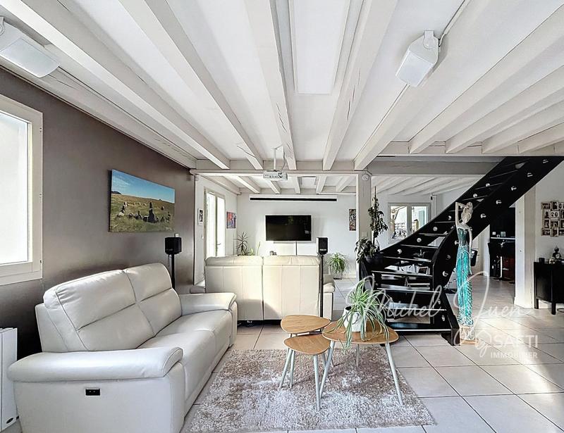 Maison - 140 m² - 5 pièces