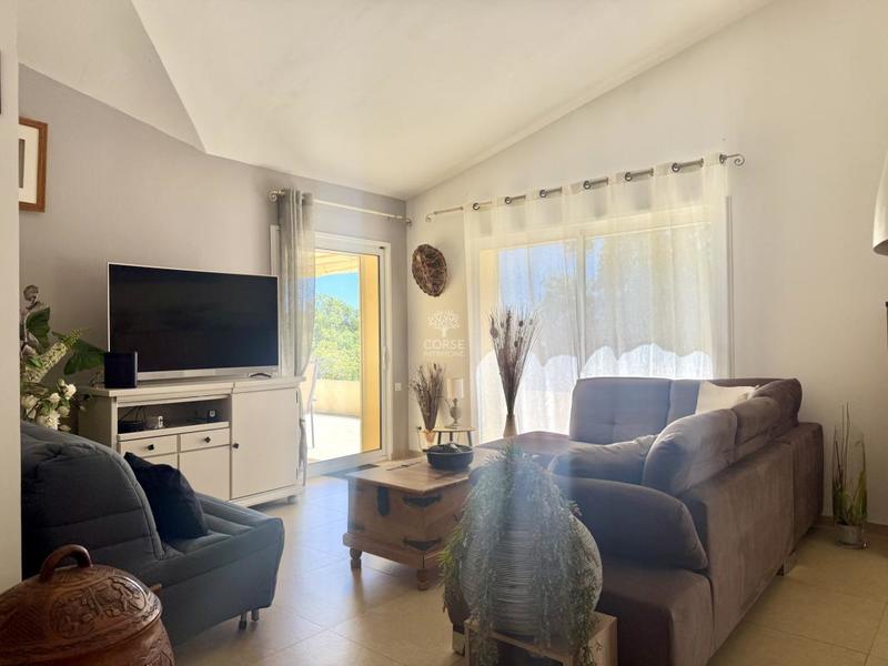 Maison - 111 m² - 5 pièces