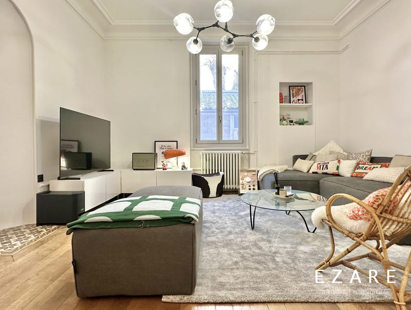 Appartement - 85 m² - 3 pièces