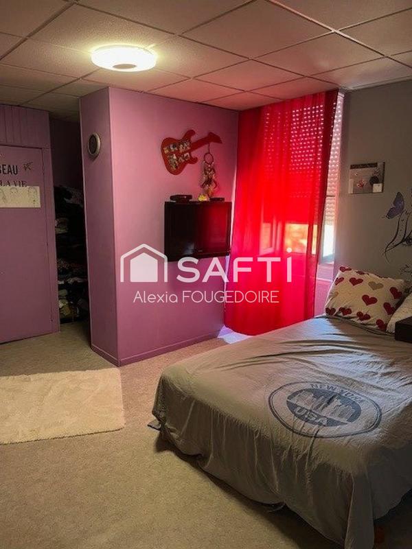 Maison - 236 m² - 7 pièces