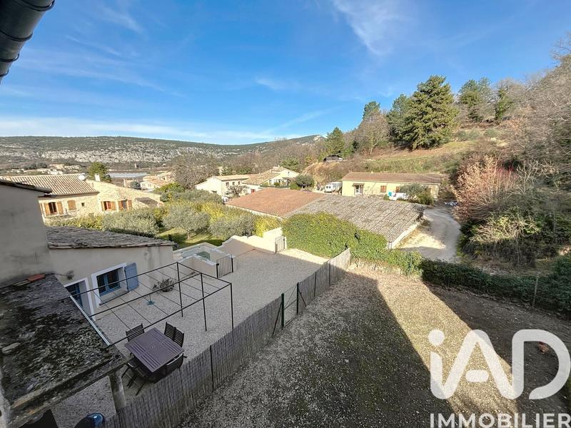 Maison - 220 m² - 5 pièces
