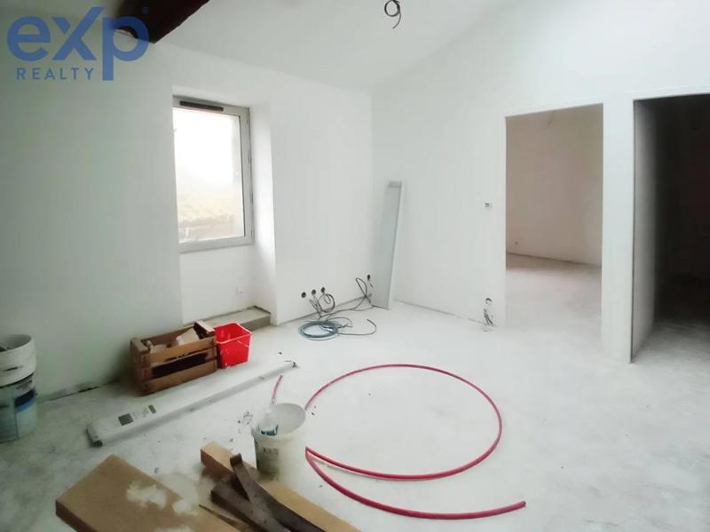 Immeuble - 300 m² - 15 pièces