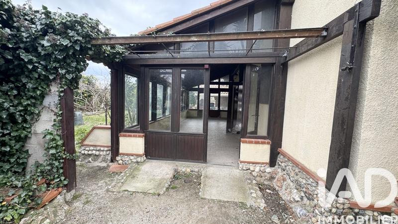 Maison - 180 m² - 7 pièces