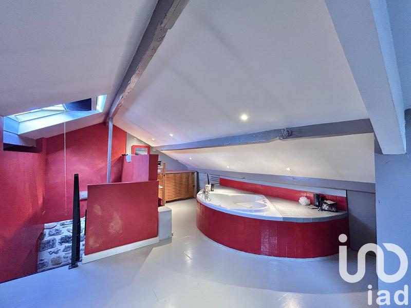 Maison - 146 m² - 6 pièces