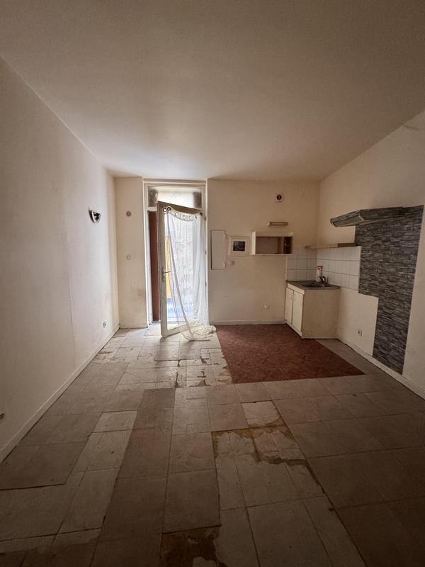 Immeuble - 110 m² - 5 pièces