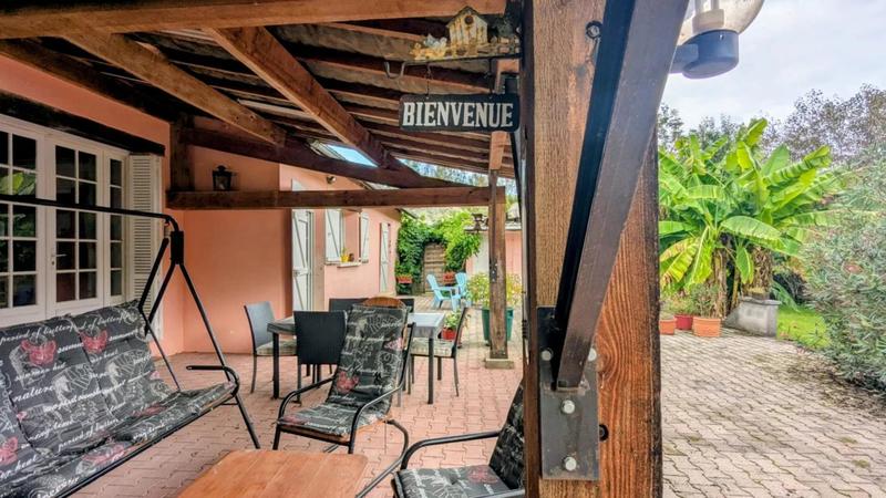 Maison - 191 m² - 8 pièces