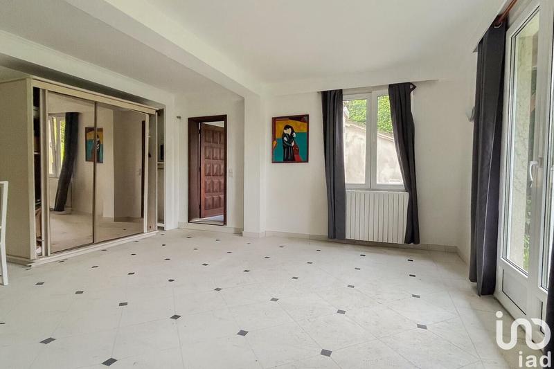 Maison - 213 m² - 8 pièces