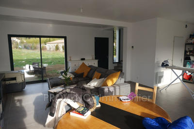 Maison contemporaine - 107 m² - 4 pièces