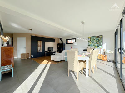 Maison - 135 m² - 5 pièces