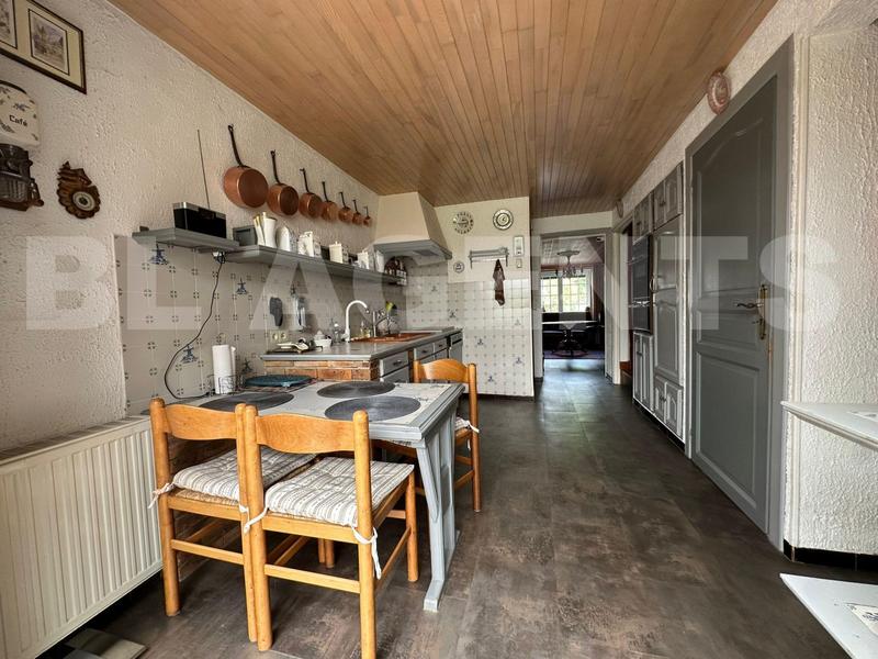 Maison - 159 m² - 6 pièces