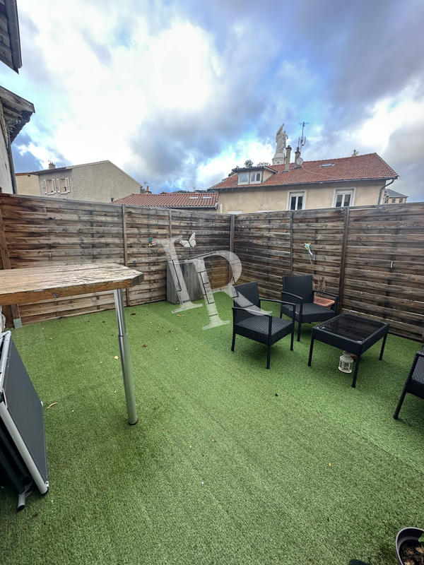 Maison - 90 m² - 3 pièces