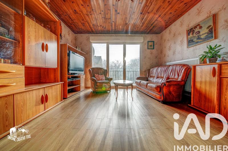 Maison - 180 m² - 8 pièces