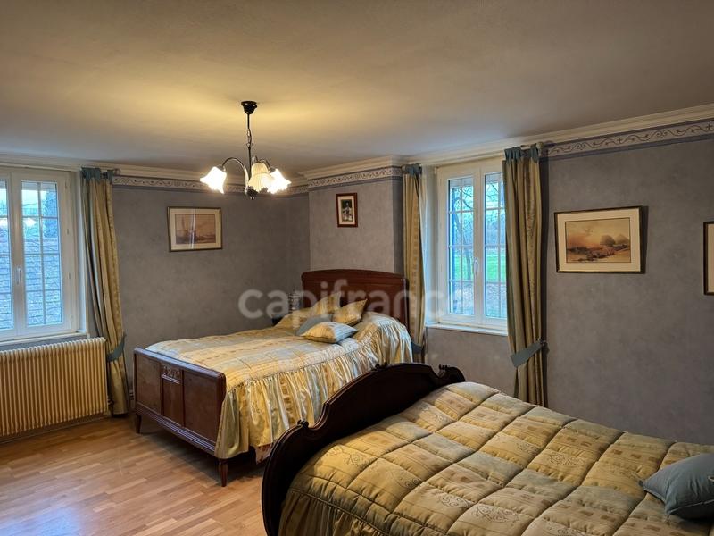 Maison - 144 m² - 5 pièces