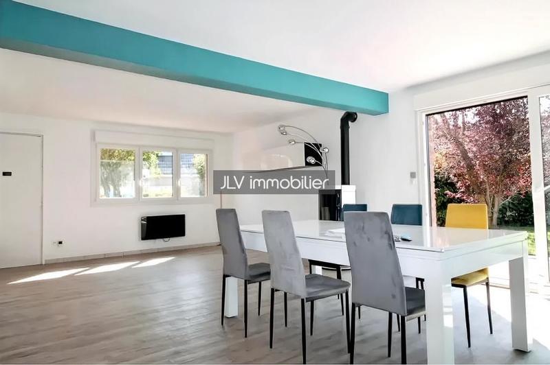 Maison - 90 m² - 6 pièces