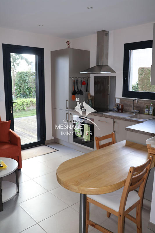 Maison - 202 m² - 10 pièces