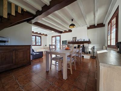 Maison - 135 m² - 6 pièces