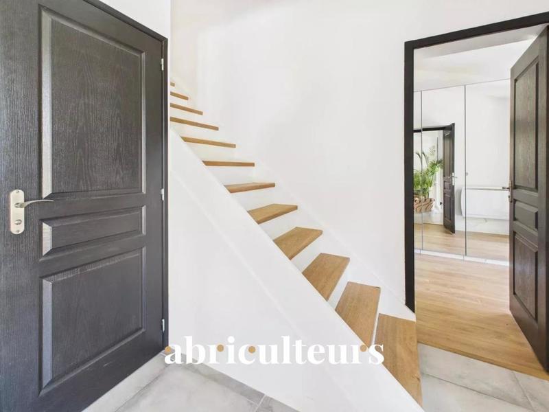 Villa - 150 m² - 6 pièces