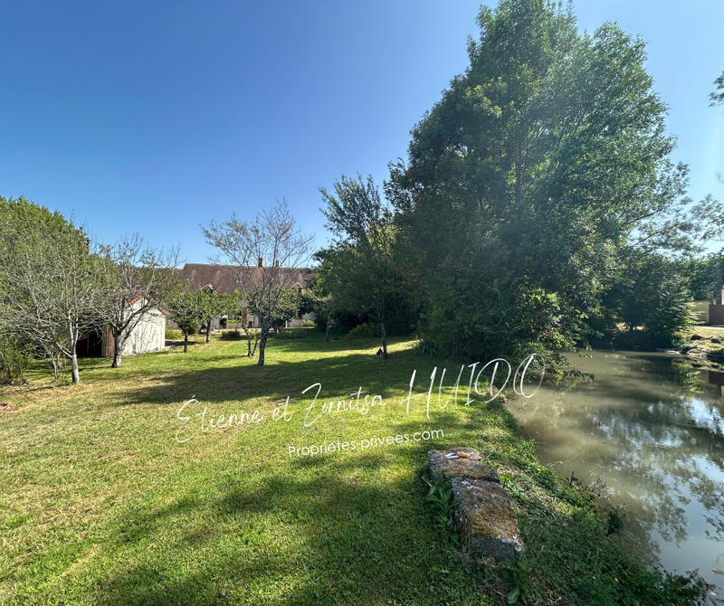 Longère - 370 m² - 15 pièces