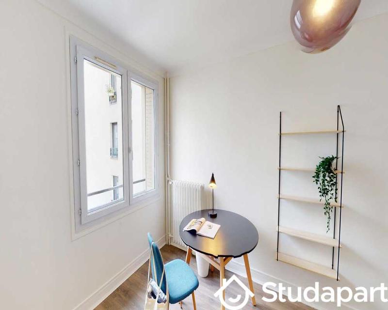 Chambre - 55 m² - 1 pièce