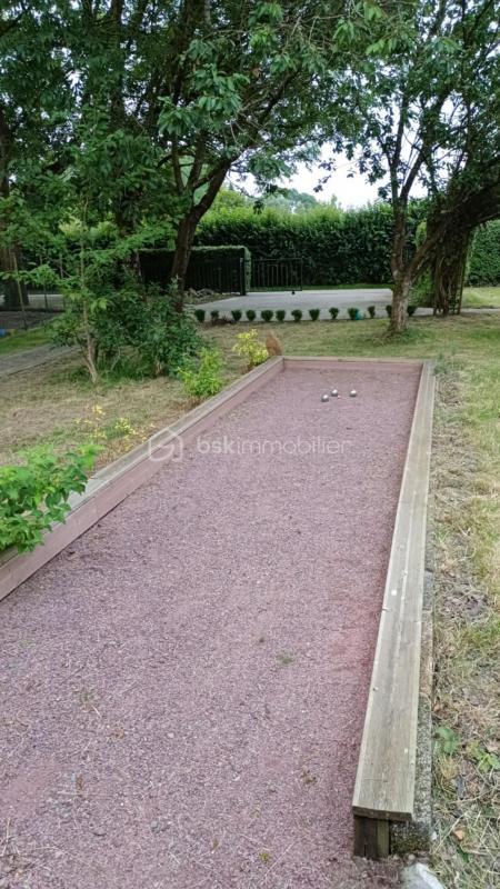 Propriété - 285 m² - 12 pièces