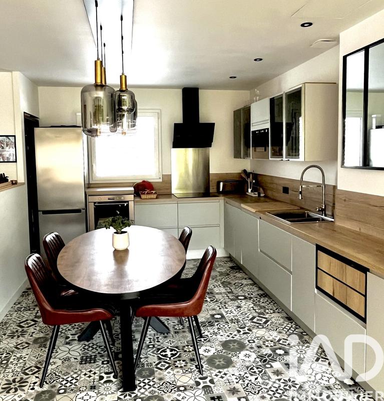 Maison - 91 m² - 4 pièces