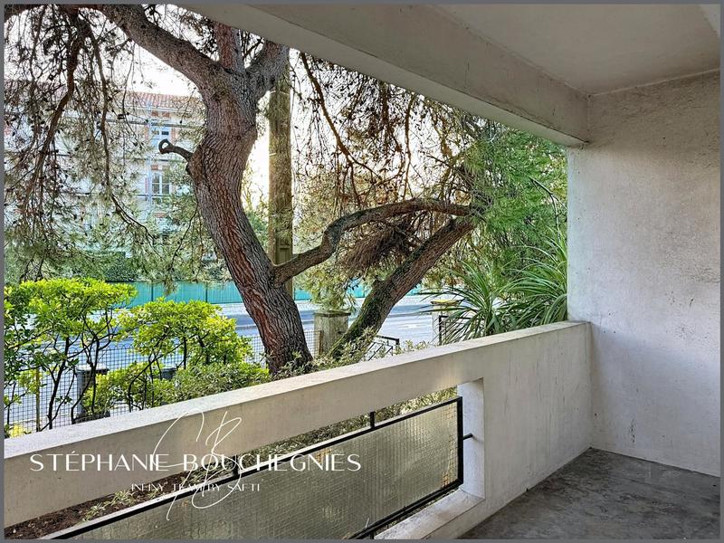 Appartement - 93 m² - 4 pièces