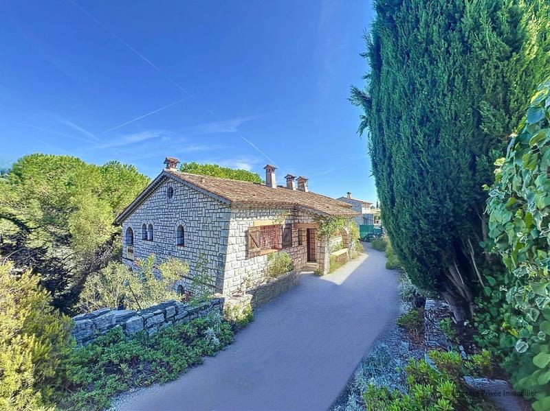 Maison - 114 m² - 4 pièces