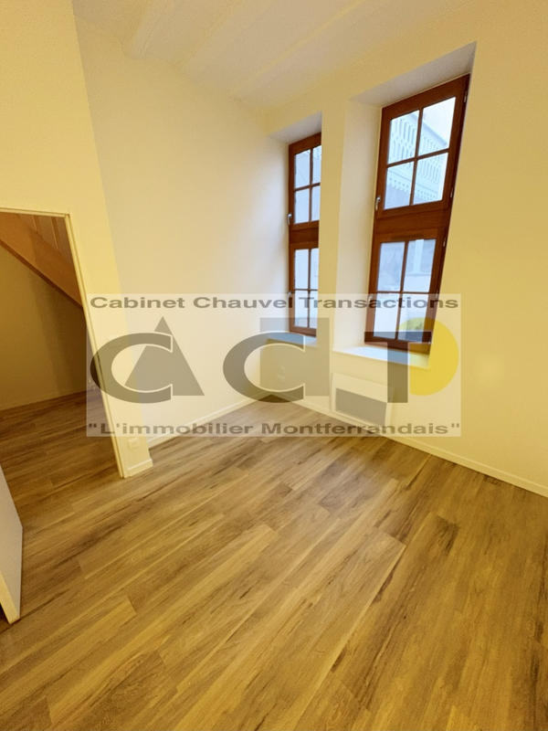 Duplex - 65 m² - 3 pièces