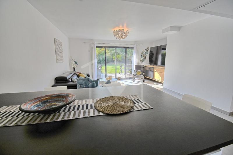 Villa - 94 m² - 4 pièces