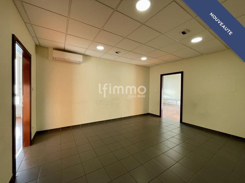 Bureau - 127 m² - 7 pièces